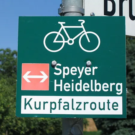 Wohlfuehl-hotel Neu 4*