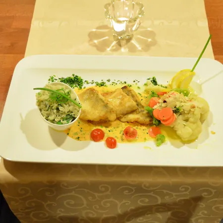 Wohlfuehl-hotel Neu Hotel 4*