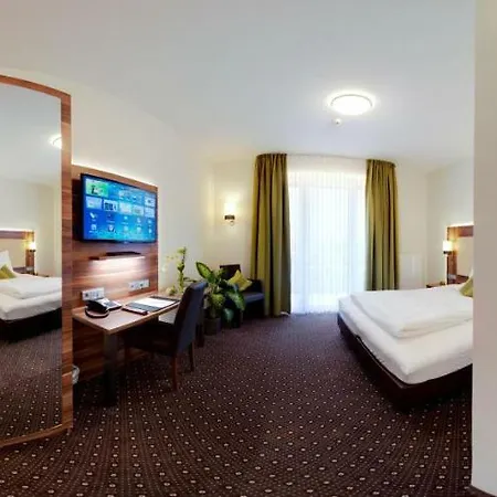 Wohlfuehl-hotel Neu היידלברג